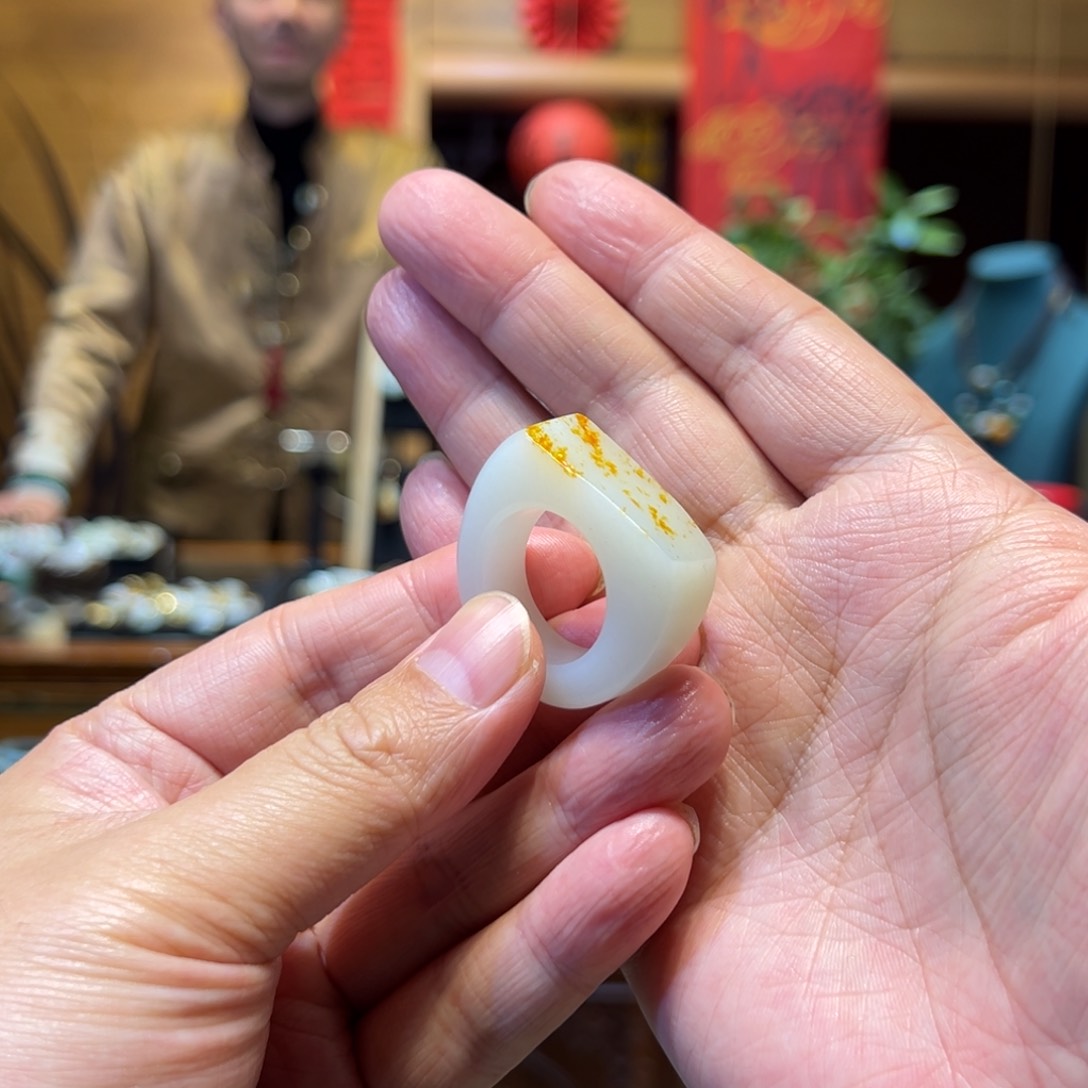 和田玉手链未镶嵌圈口24