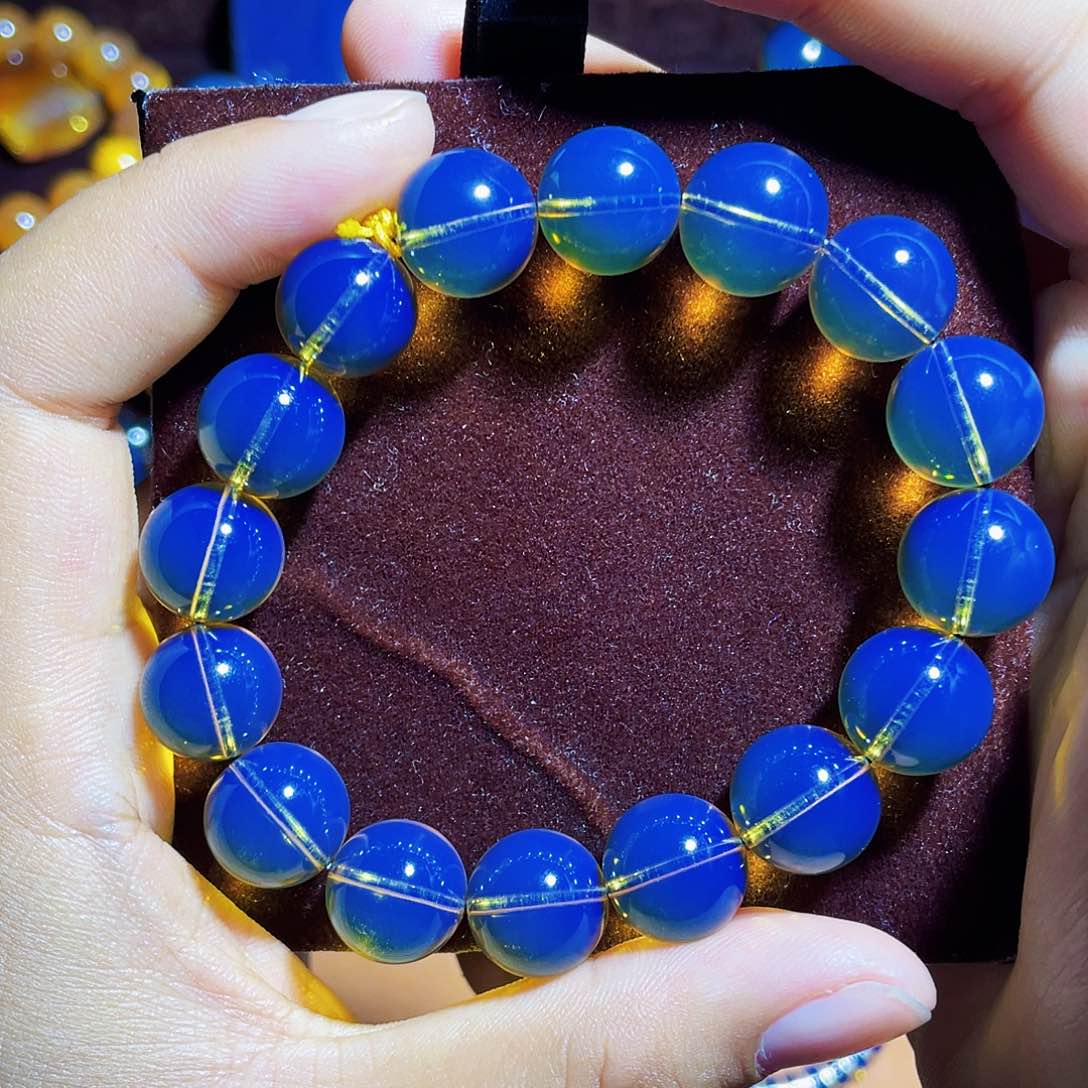 蓝珀裸石未镶嵌异色珀12