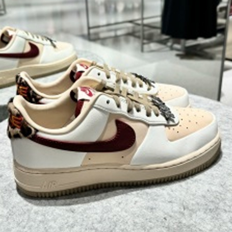 NIKE耐克【元】女鞋AIR FORCE 1 07运动鞋篮球鞋IM7510-262