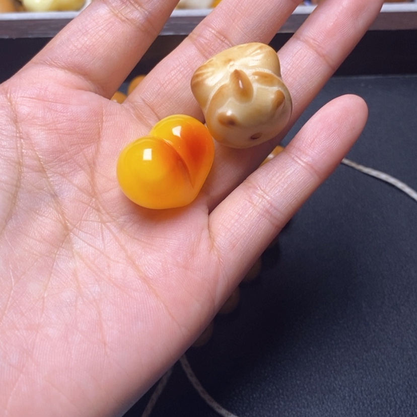 【闪购商品】吊坠猴头核桃车****饰配饰