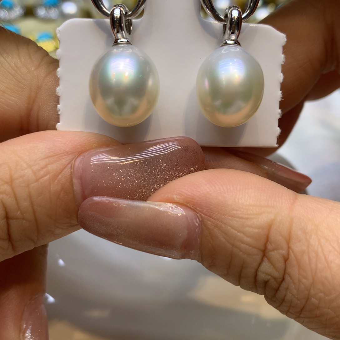 银S925镶嵌耳钉海水珍珠