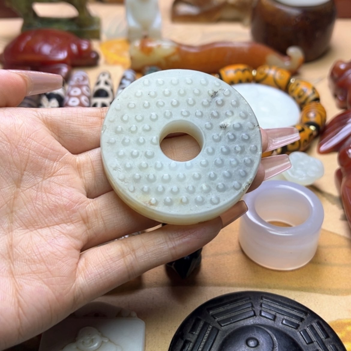 【闪购商品】蛇纹石玉颈饰未镶嵌