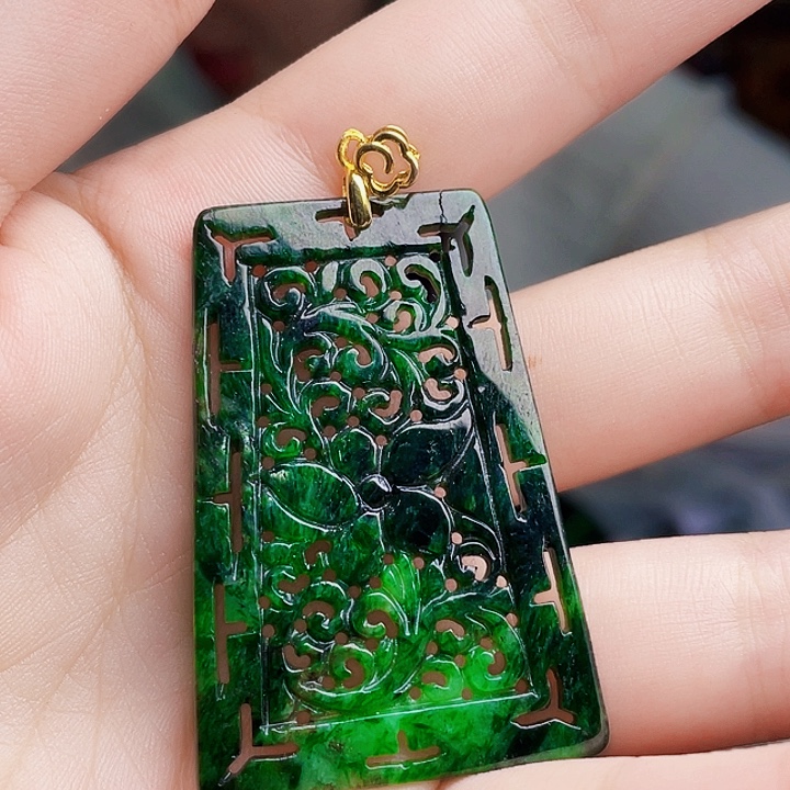 翡翠银S925镶嵌颈饰多样性