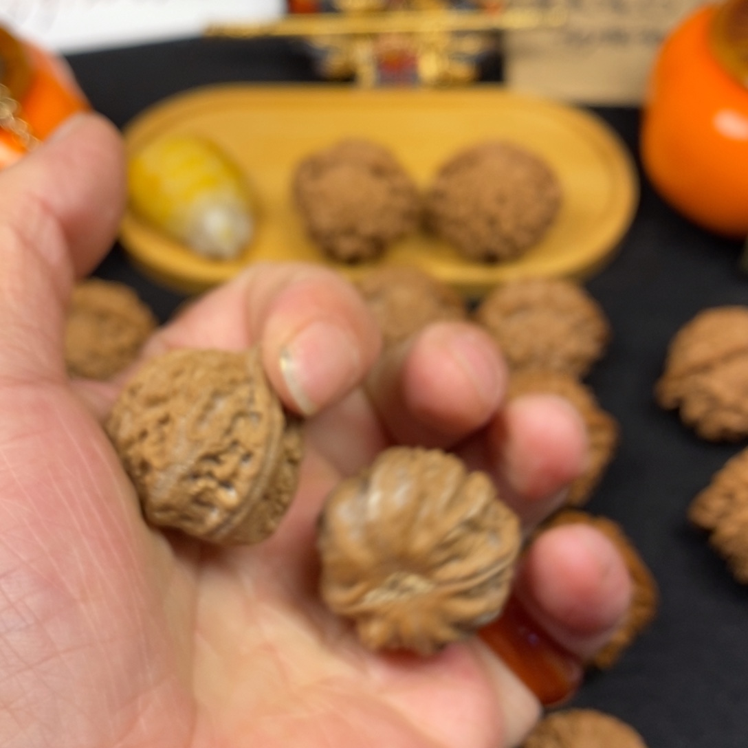 秦岭南侧和东北的一