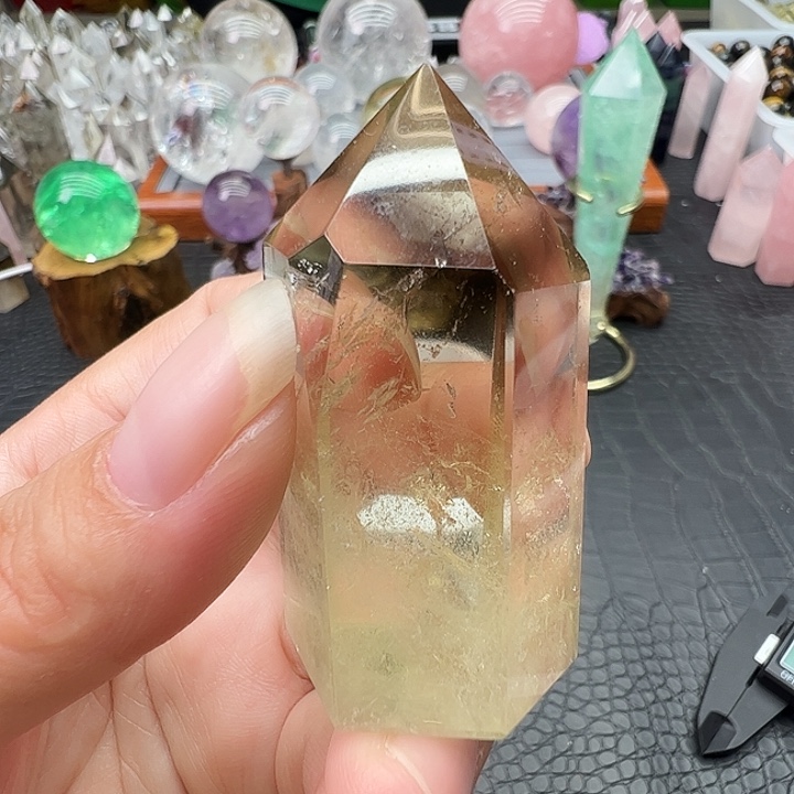 水晶未镶嵌珠宝半成品378