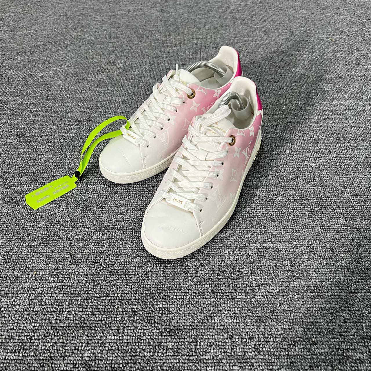 95新 LouisVuitton/路易威登 白粉渐变老花板鞋 36.5码/95新/无配