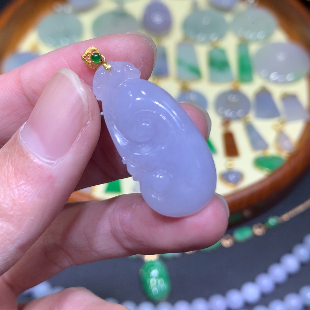 翡翠吊坠(不含链)18K金镶嵌