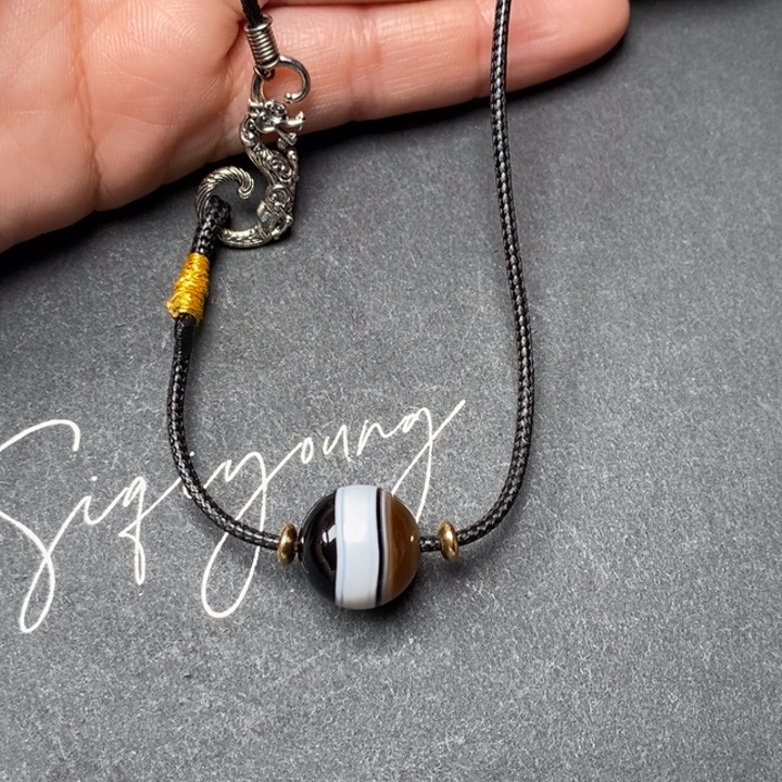 玛瑙/玉髓颈饰未镶嵌