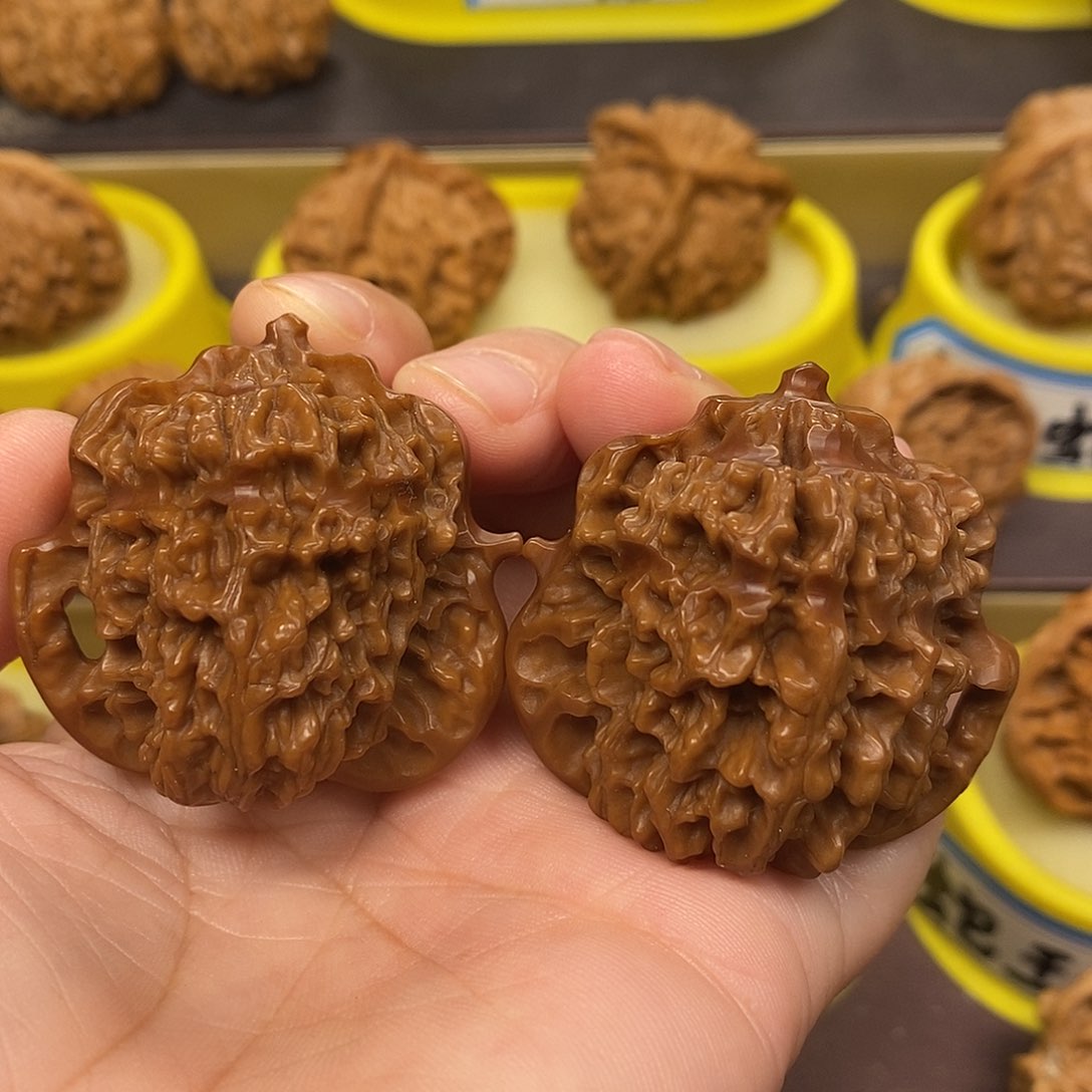 文玩核桃吊坠把把壶