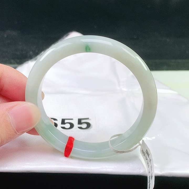 未镶嵌手镯翡翠655
