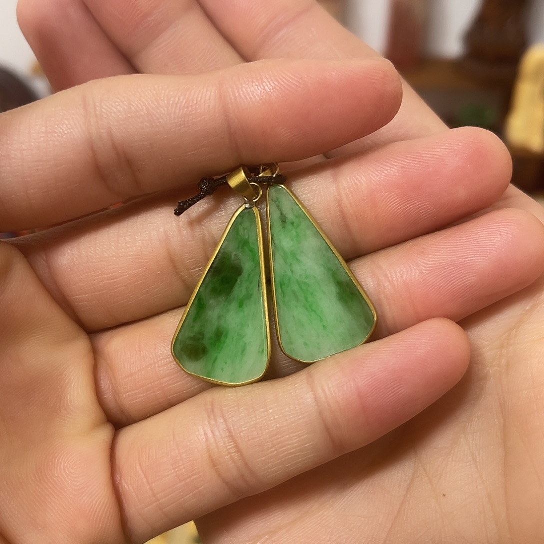 翡翠未镶嵌挂件青花瓷器的制作工艺及工艺