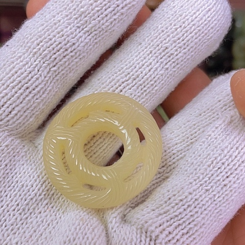 和田玉（白玉）挂件未镶嵌