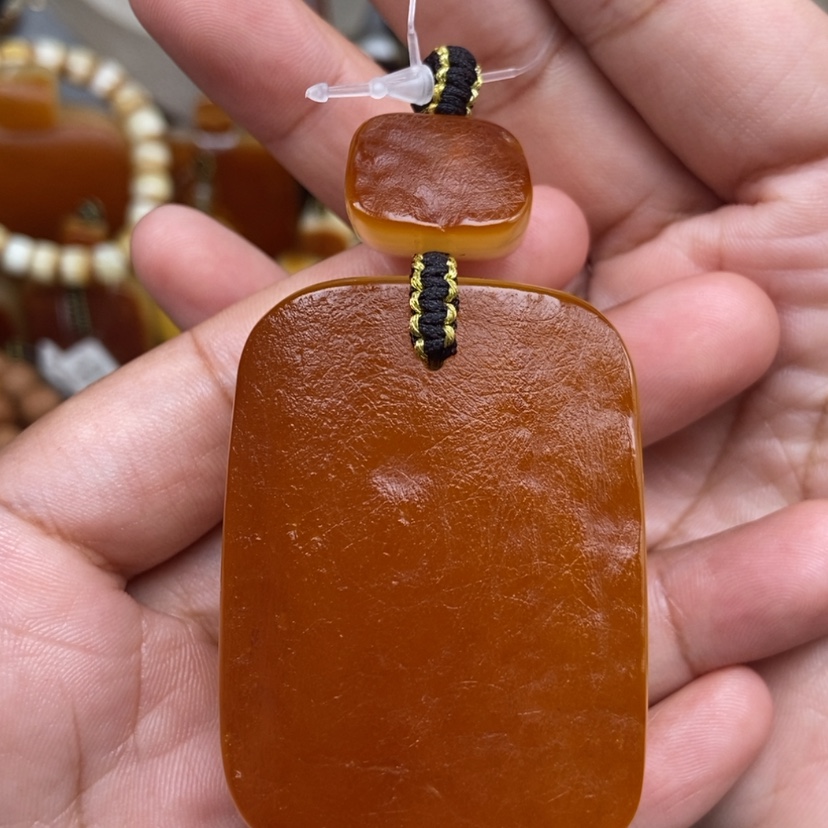 【闪购商品】未镶嵌颈饰琥珀