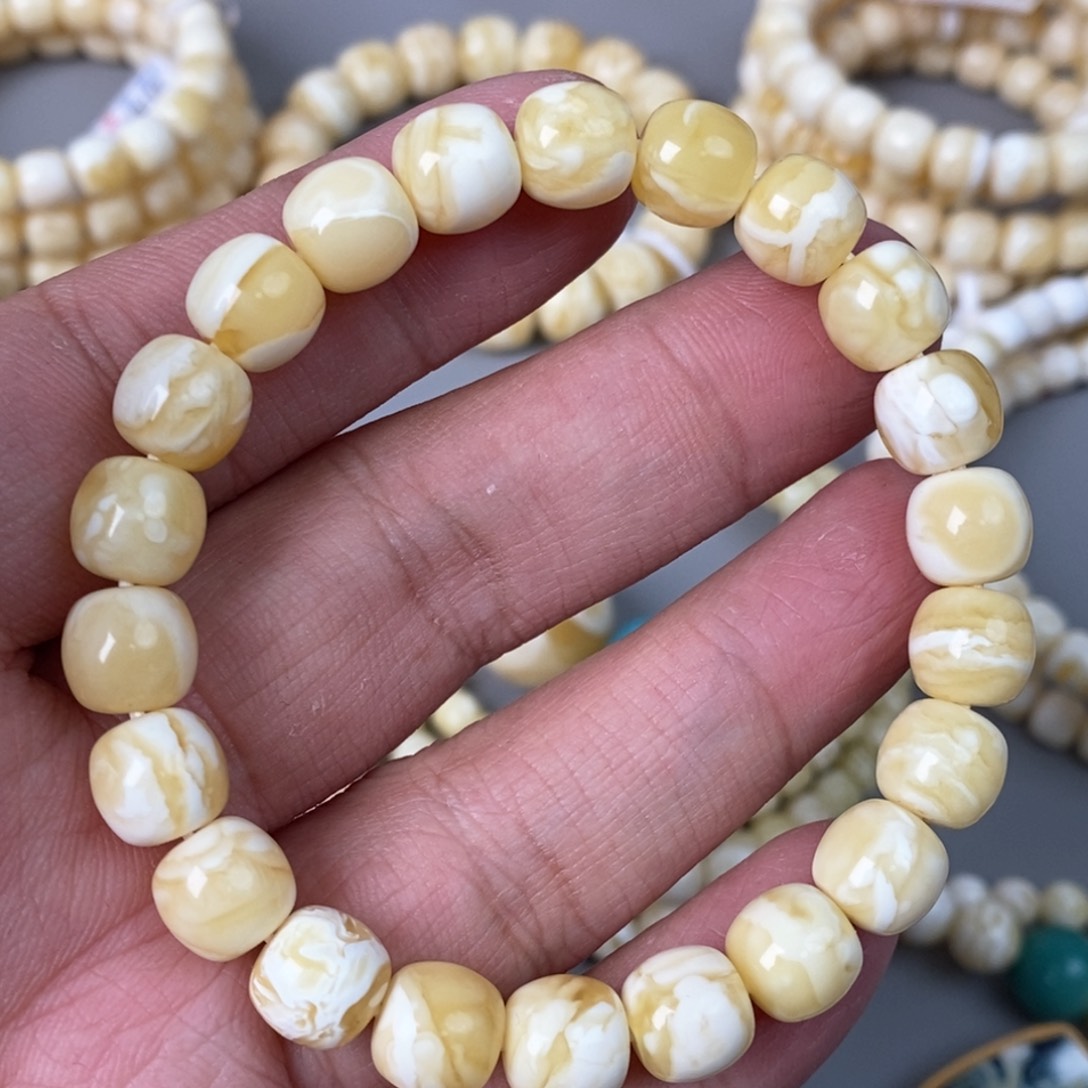 蜜蜡珠宝奇石未镶嵌9.5×9mm