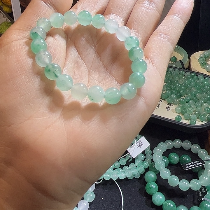 石英质玉手串未镶嵌天然(A货）非洲翠 独龙玉
