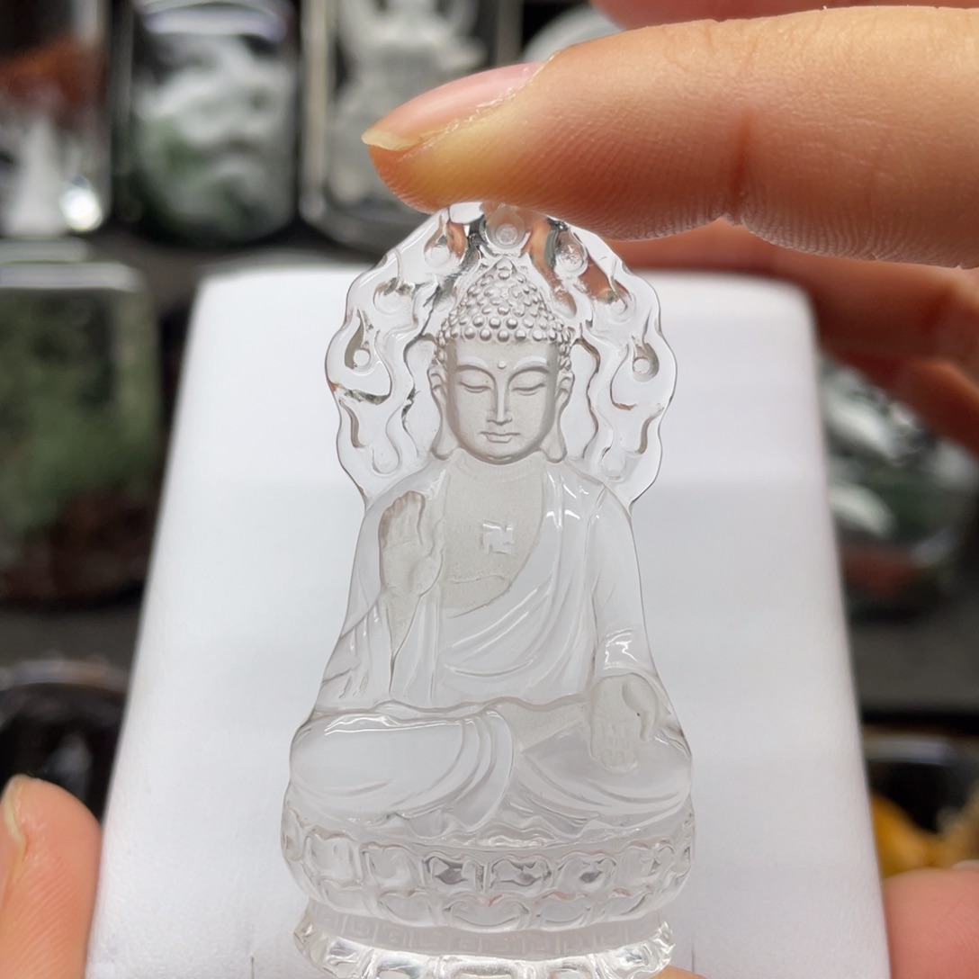 水晶吊坠未镶嵌阿弥陀佛