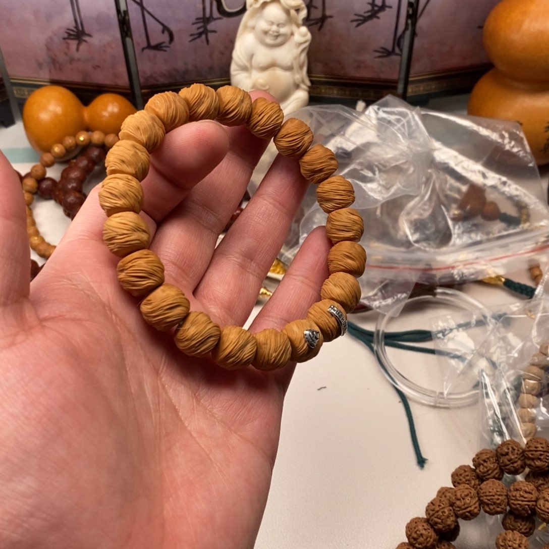 猴头核桃吊坠。。。。。。。。。。