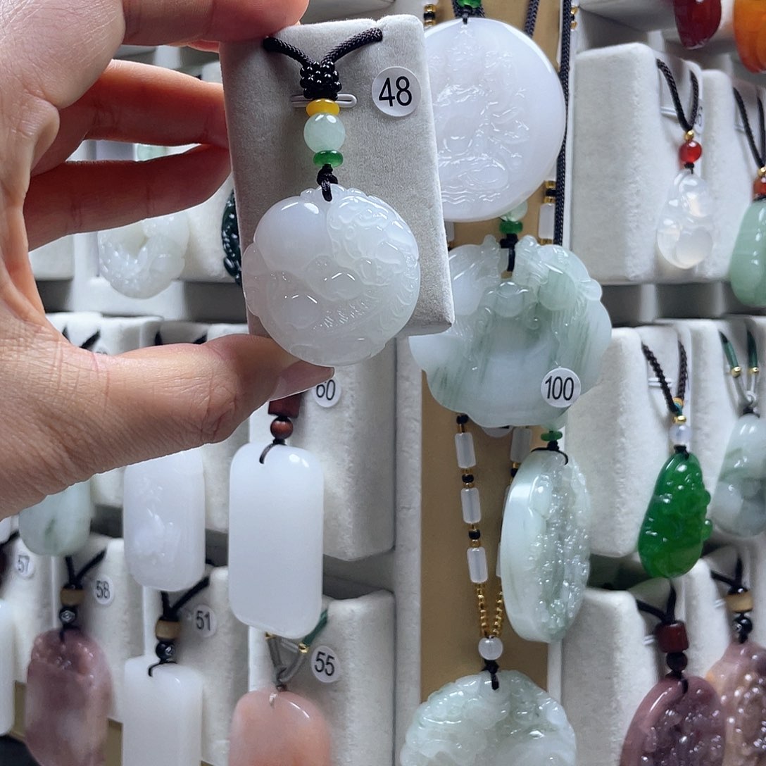 玛瑙/玉髓合金颈饰