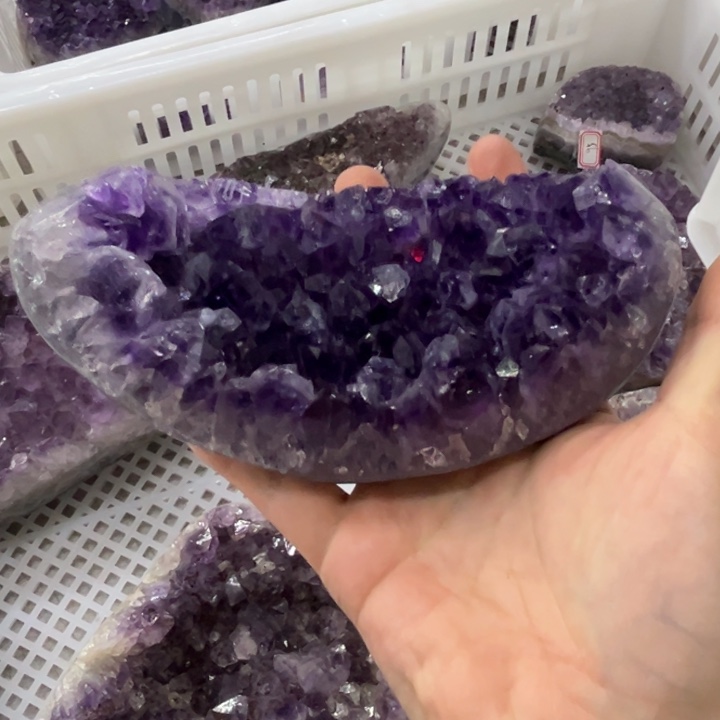未镶嵌珠宝半成品水晶