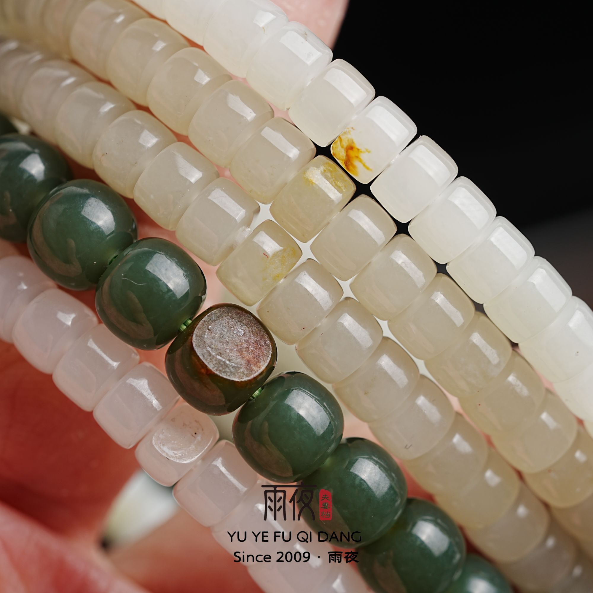 雨夜购料高定！新疆和田玉籽料苏工手作老型桶珠手串一物一图