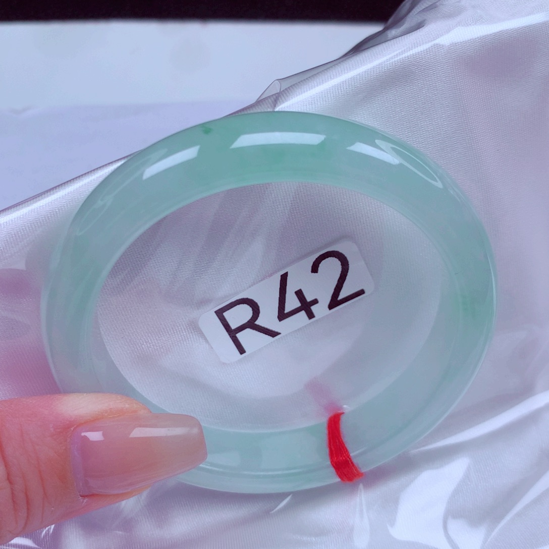 翡翠未镶嵌手镯手镯