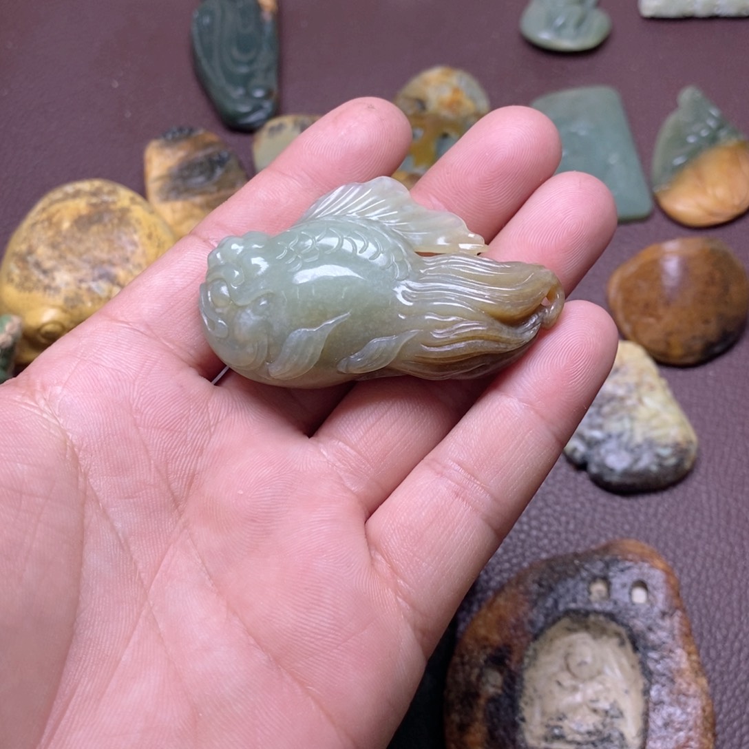 岫岩河磨玉（透闪石质玉）挂件未镶嵌莫*