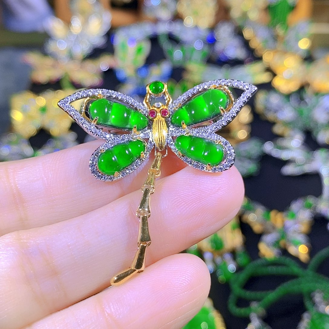 颈饰银S925镶嵌翡翠