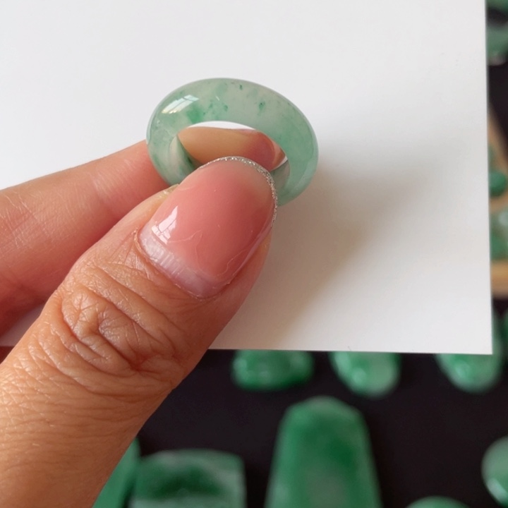 石英质玉未镶嵌戒圈