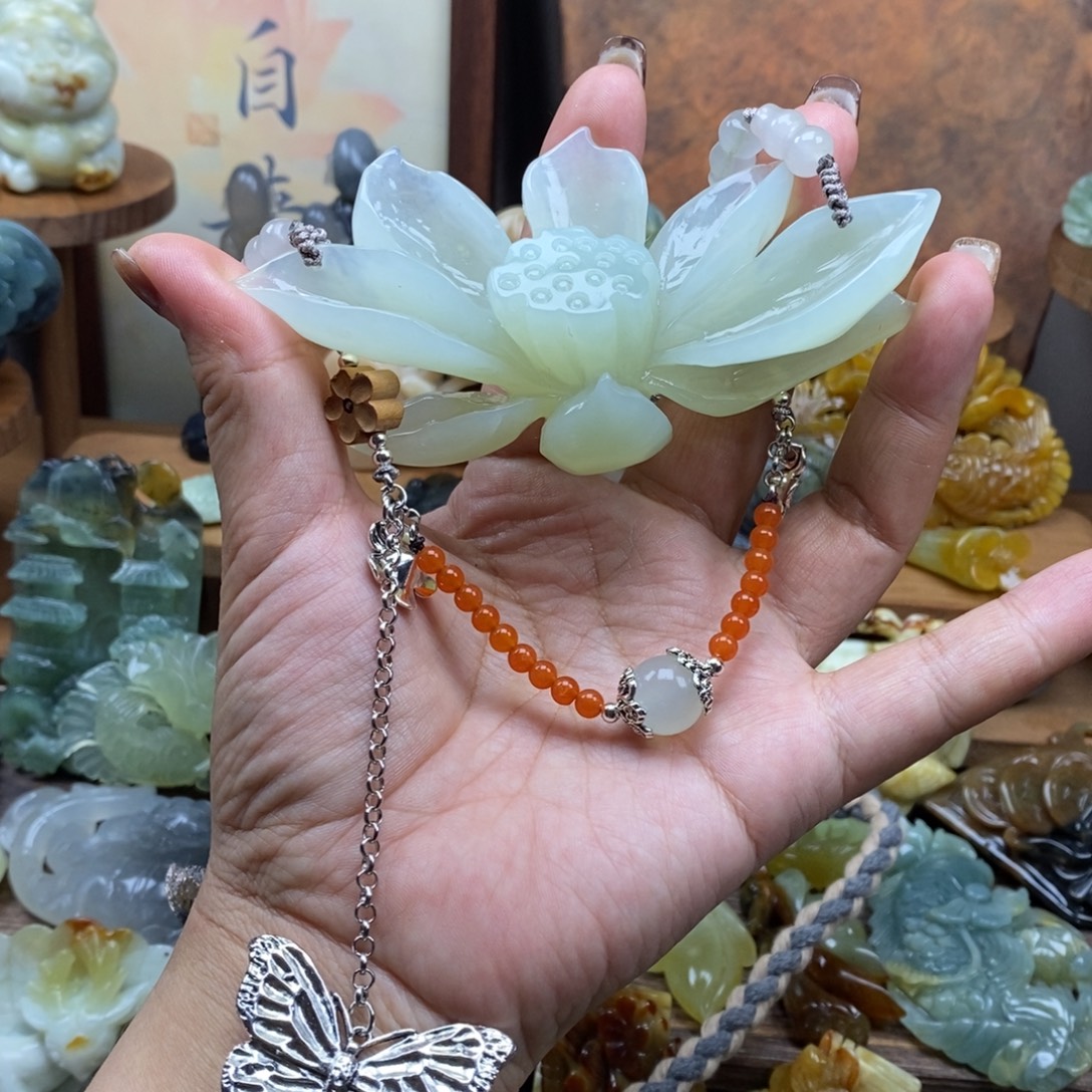 西***馆蛇纹石玉未镶嵌吊坠(赠链)