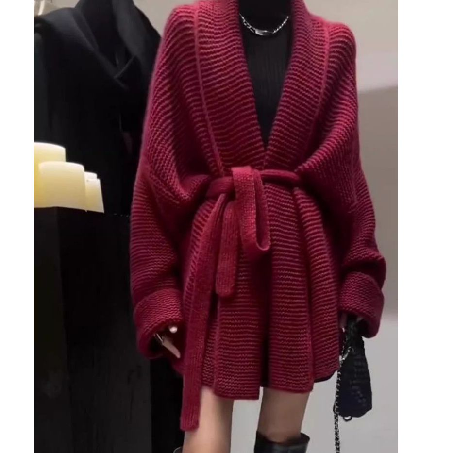 LKK19949秋冬装法式高级感小香风独特别致中长款红色毛衣外套女