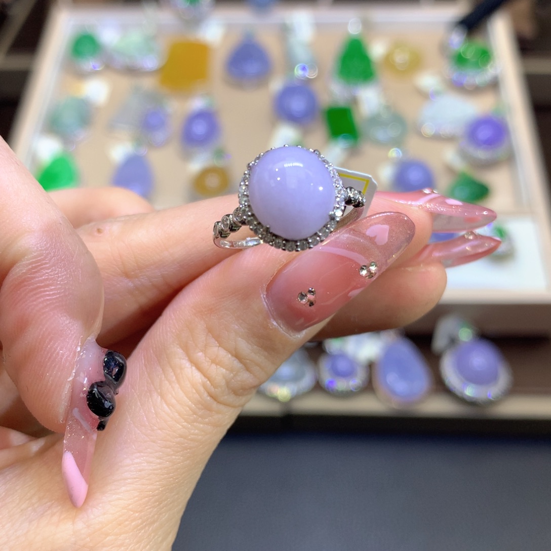 翡翠颈饰银S925镶嵌翡翠吊坠