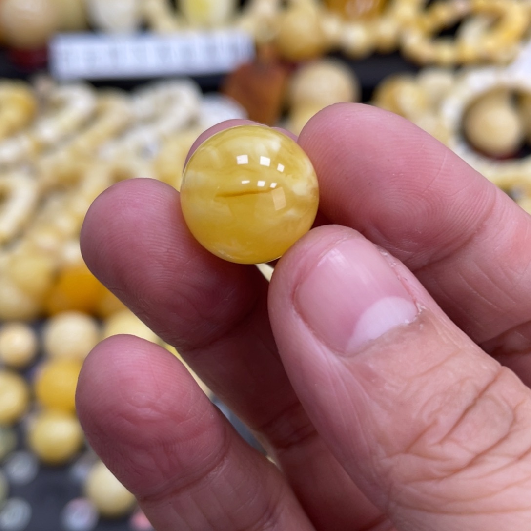 琥珀珠宝奇石未镶嵌15.1mm皮色