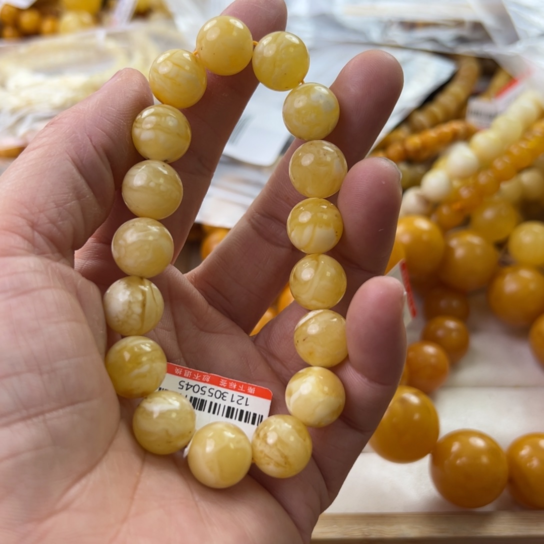 琥珀珠宝奇石未镶嵌