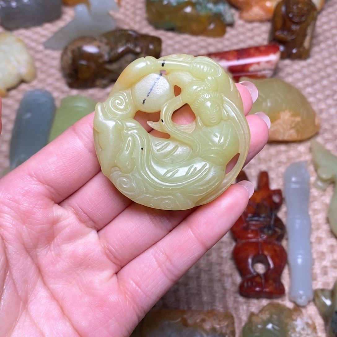 白玉菩提吊坠白玉菩提白玉菩提摆件