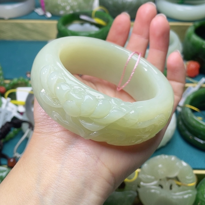 和田玉手镯58+圈口 编号69未镶嵌