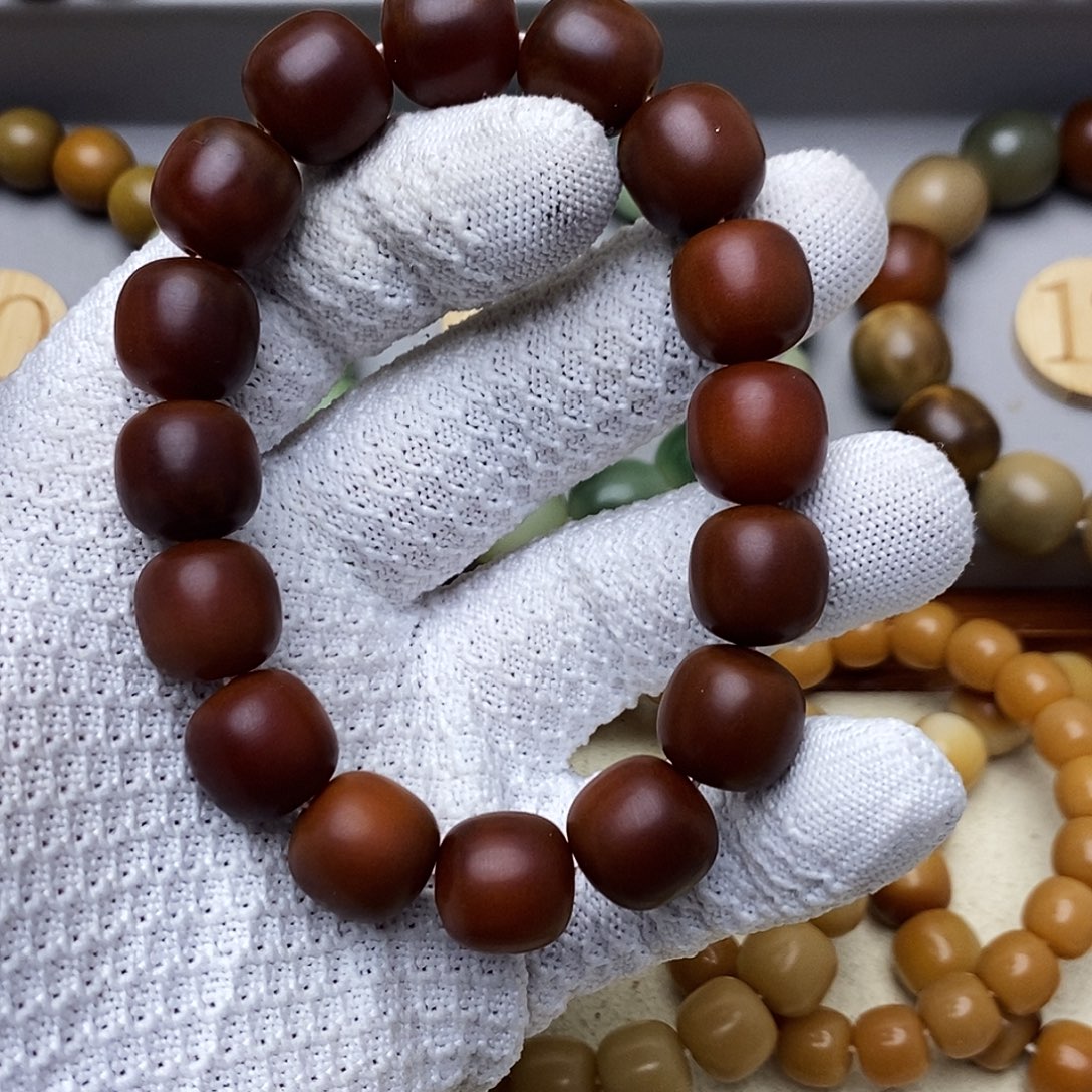 淮***神菩提根/象牙果手串