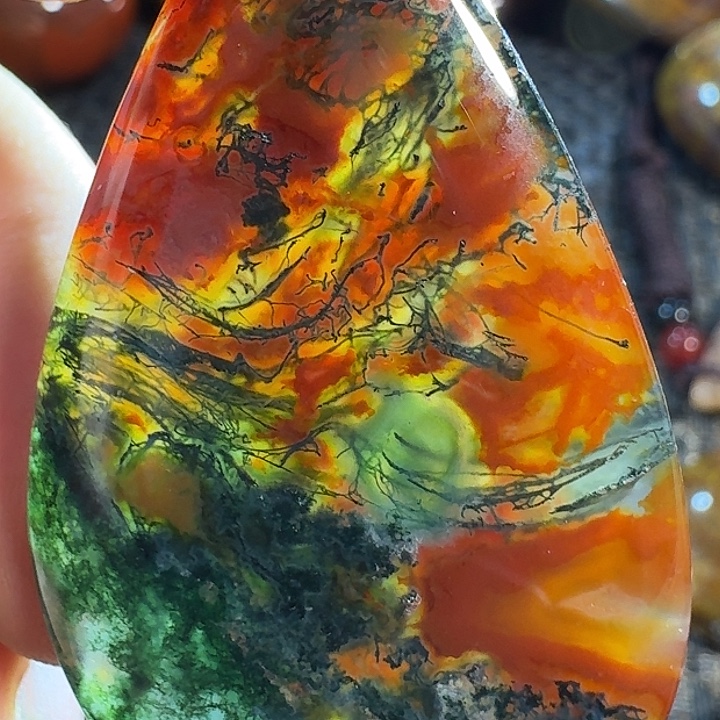 三***晴玛瑙/玉髓未镶嵌颈饰