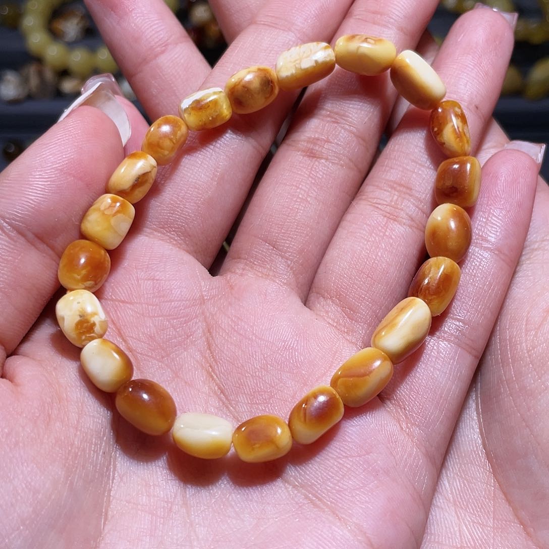 蜜蜡裸石未镶嵌福利