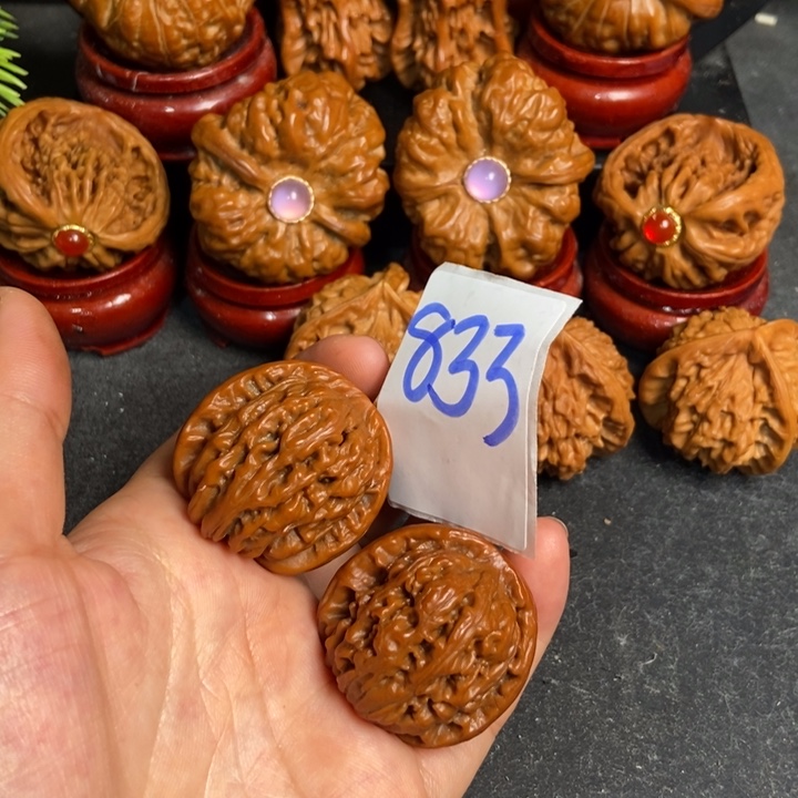 把件文玩核桃楼下833