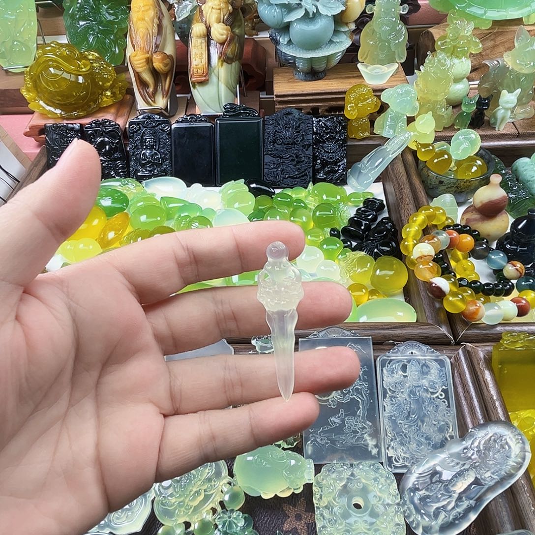 岫玉未镶嵌吊坠(不含链)
