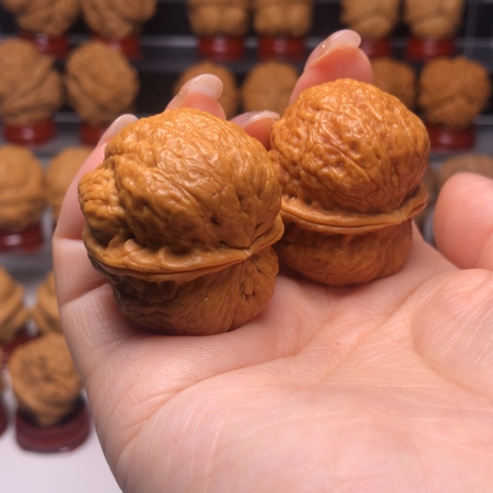 文玩核桃吊坠3蟒纹元宝