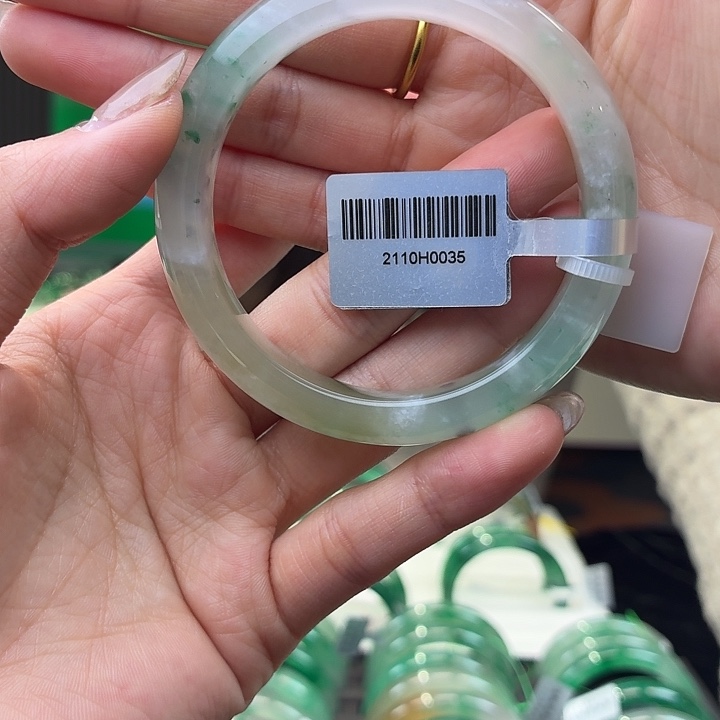 石英质玉未镶嵌颈饰手镯55-56