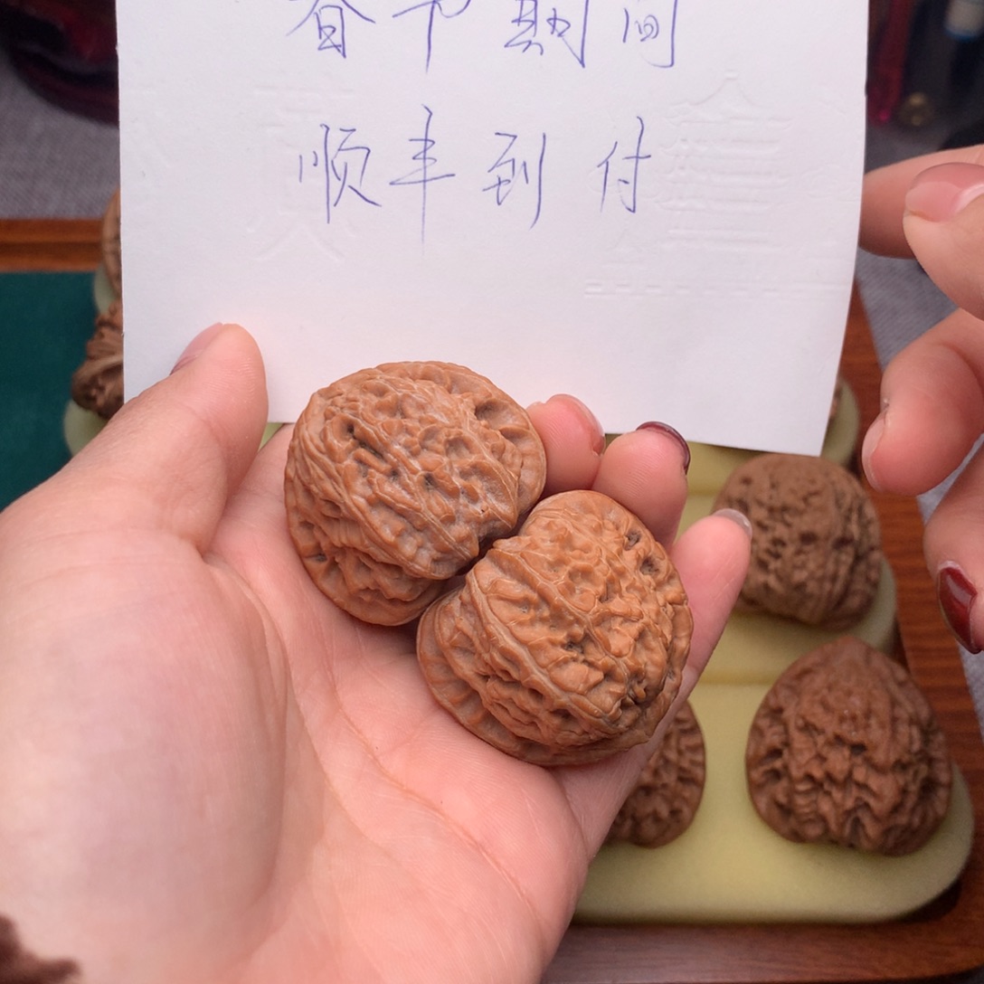 文玩核桃把件米**娜核桃