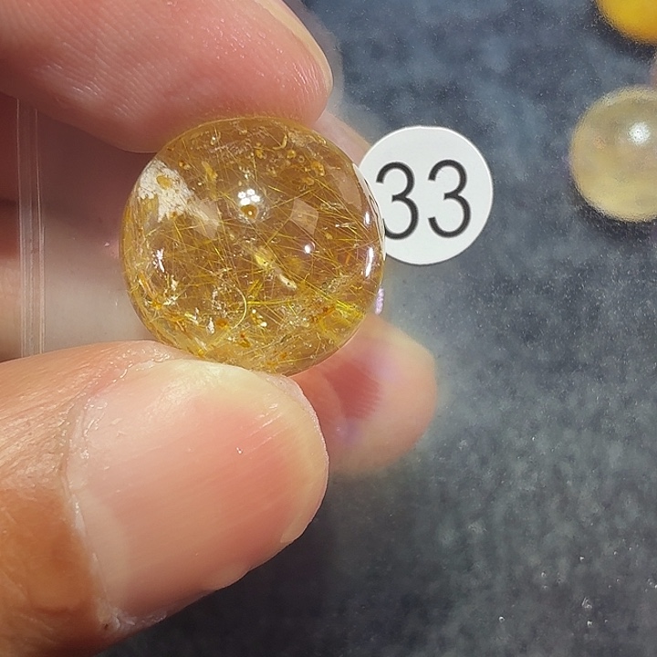 莉***雅水晶吊坠(不含链)未镶嵌