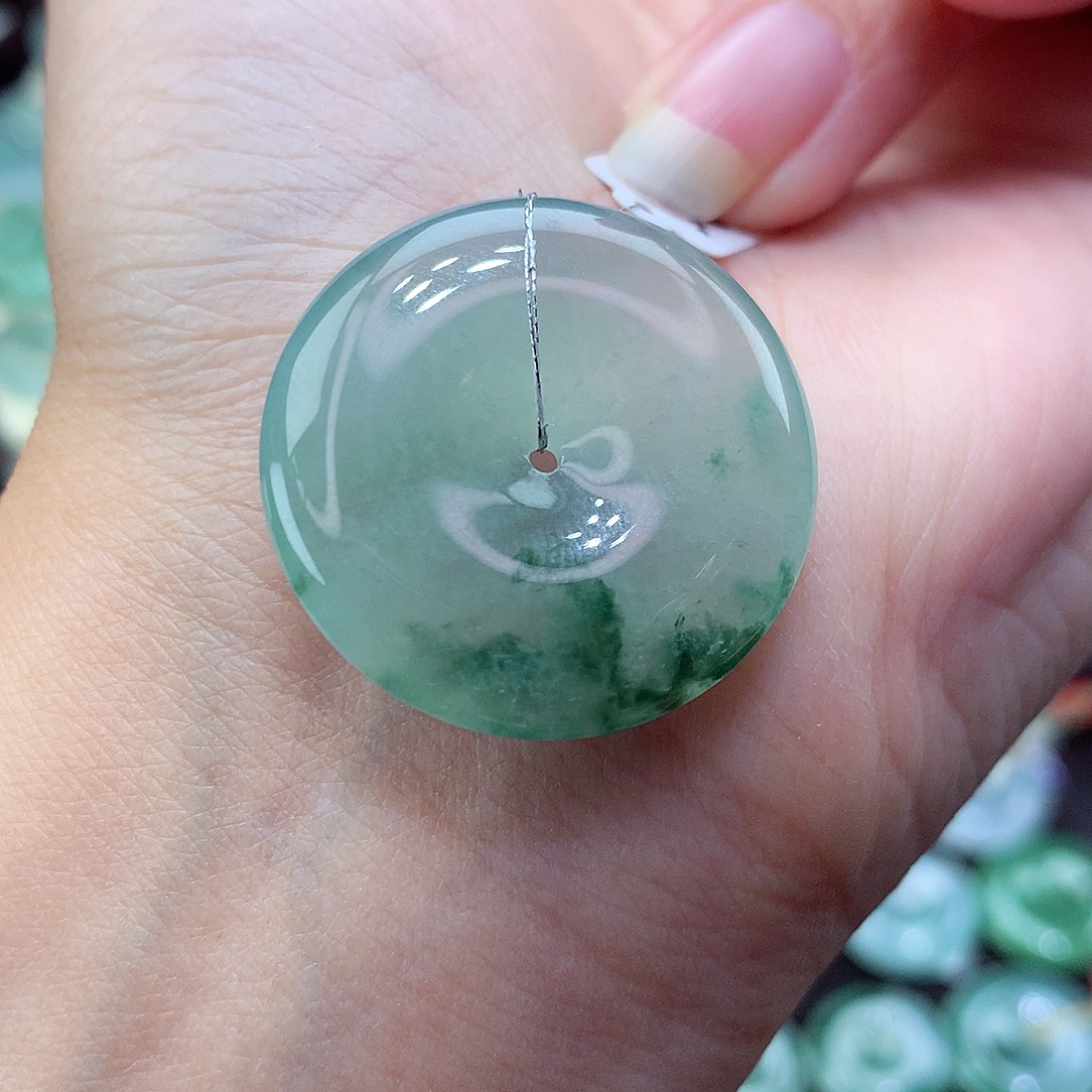 翡翠颈饰未镶嵌77尺寸28.1-5.7