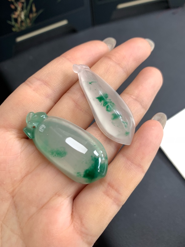 天然独龙玉吊坠补差价