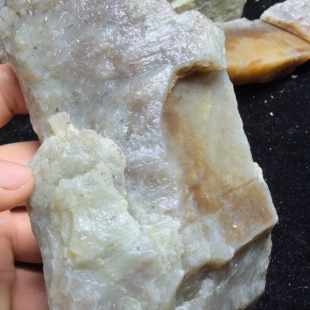 和田玉（糖玉）未镶嵌珠宝半成品