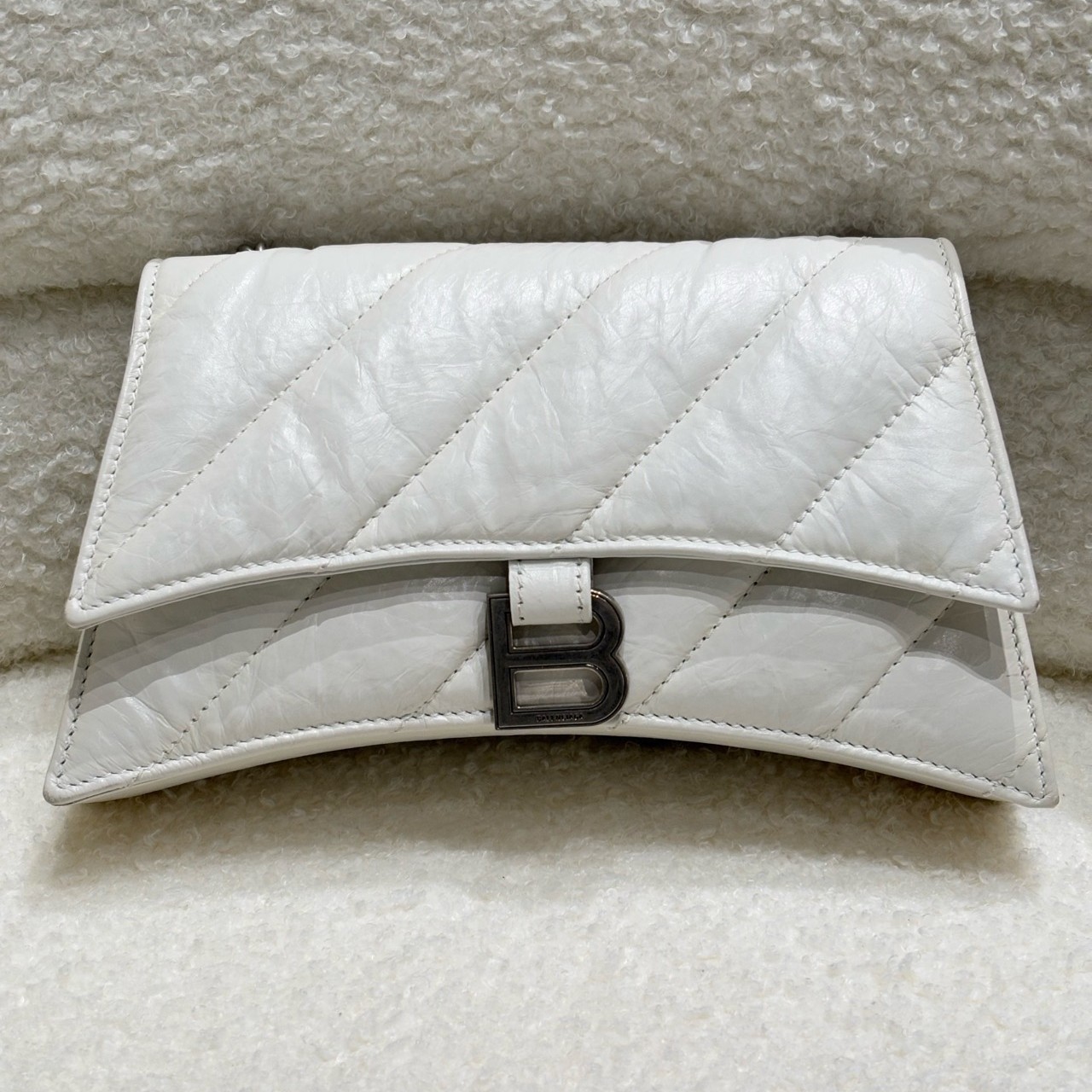 99新 Balenciaga/巴黎世家  Crush做旧链条白色小号，21.8*9.9*4.8