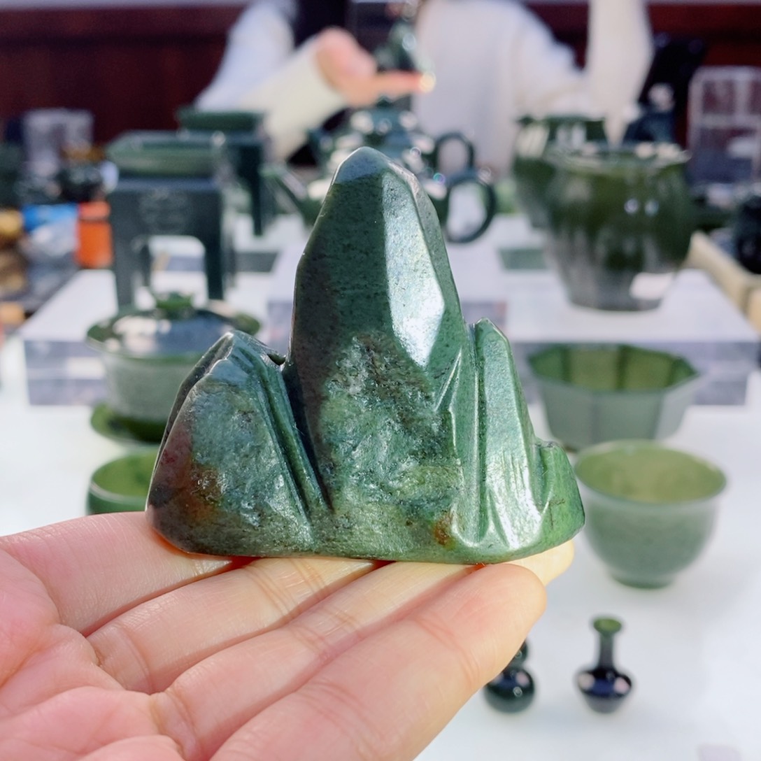 和田玉（青玉）挂件未镶嵌