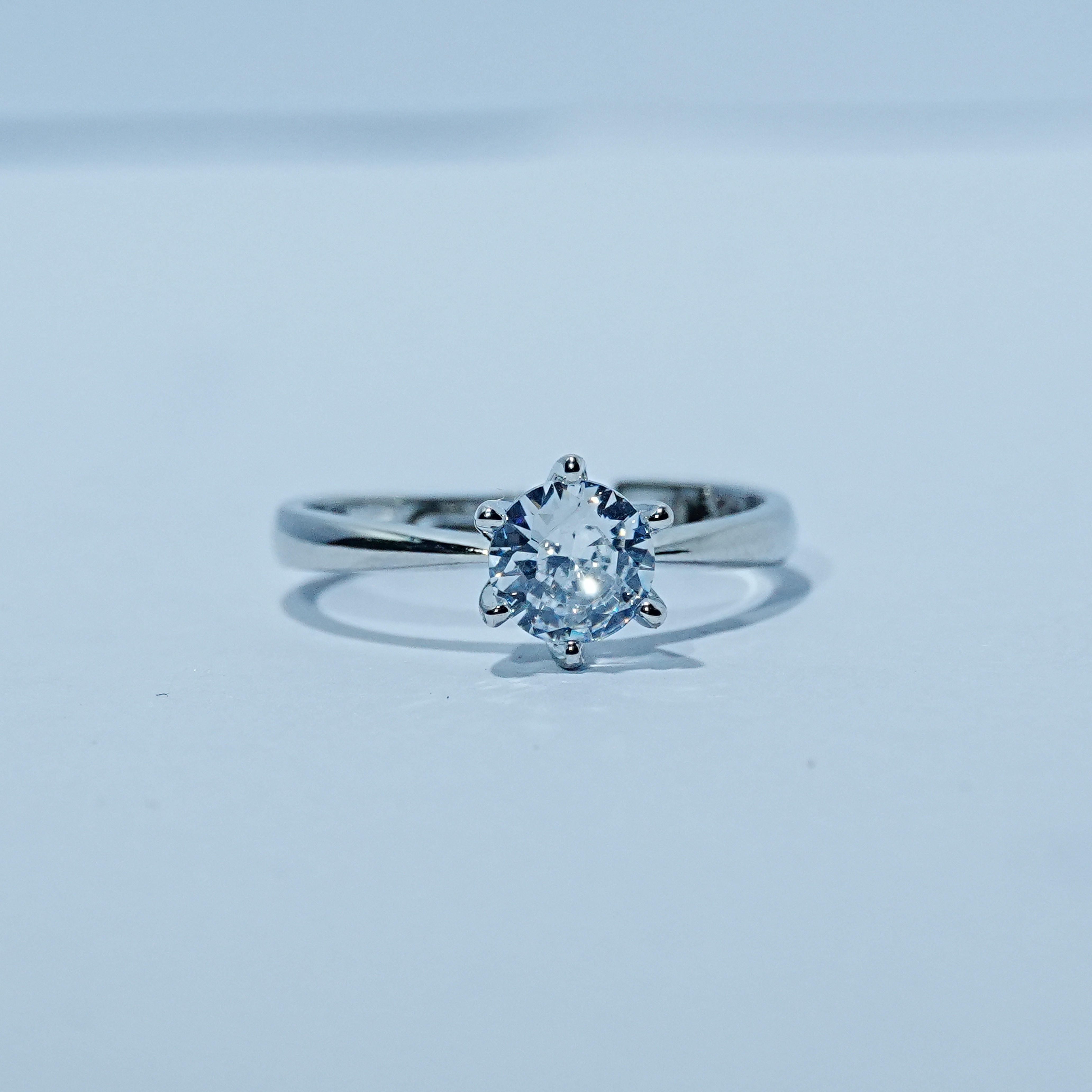 高奢定制  美吉豪 高奢定制八心八箭切工经典戒指-A027